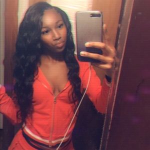 Meet your Posher, Enrubia